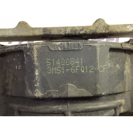 Подушка опора двигуна права Ford Focus 3 1.6TDCI 3M516F012BH