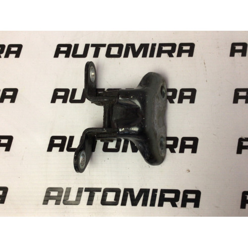 Петля двері задні праві верхня Toyota Avensis T25 2003-2008 6875005020