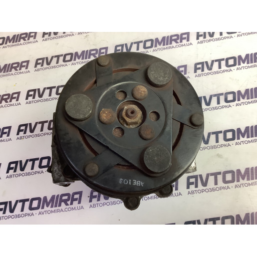 Компрессор кондиционера 1.7 CDT GM24421642 Опель Мерива A Opel Meriva A