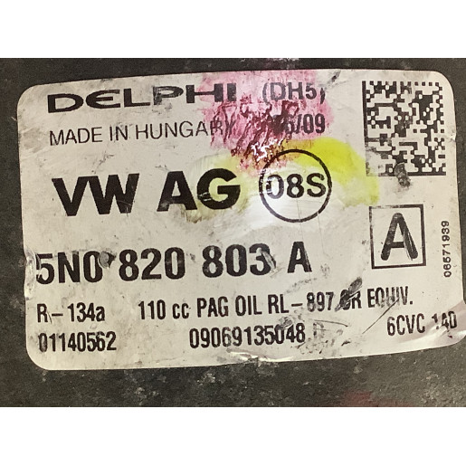 Компресор кондиціонера 5N0820803A Volkswagen Фольксваген