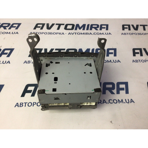 Автомагнітола Toyota Avensis T25 2003-2008 8612005071