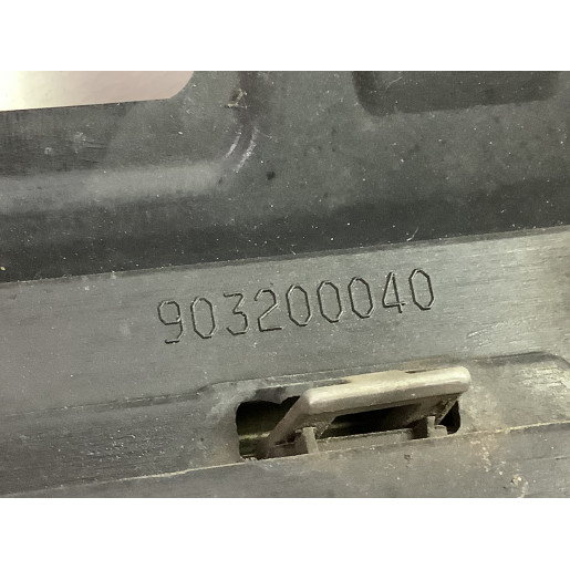Решетка радиатора Opel Insignia 2008-2013 13282567 