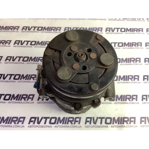 Компрессор кондиционера Opel Meriva A Опель Мерива 1.7 DTI CDTI 93176916