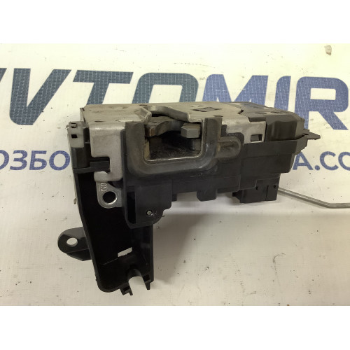 Замок двери передней левой 4 пина Опель Астра Opel Astra H (2007-2010) 13210748