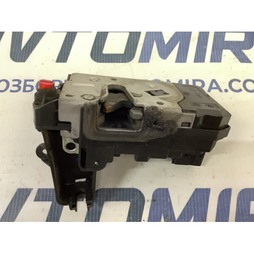 Замок задней левой двери 4 пина Опель Астра Opel Astra H (2007-2010) 13210738