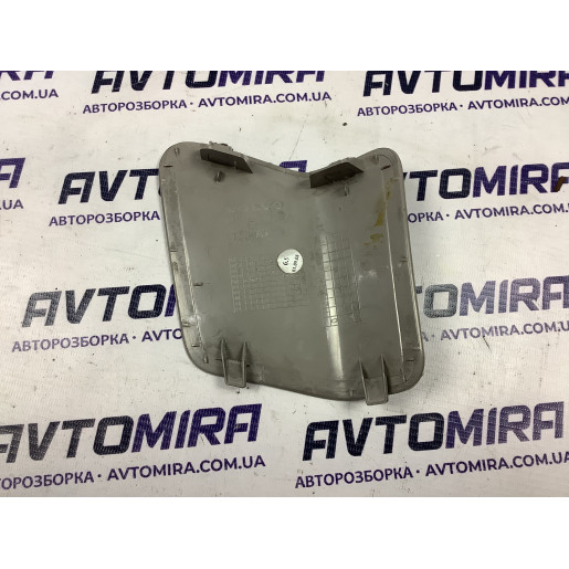 Пластик салона левый 8650592LH Вольво Volvo V50 2004-2012