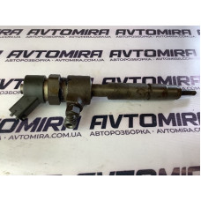 Форсунка паливна Fiat Punto 2 1.9 D 1999-2012 46547897