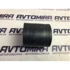 Патрубок интеркулера Toyota Yaris III XP13 1.4 D-4D 2010-2020 1734133080