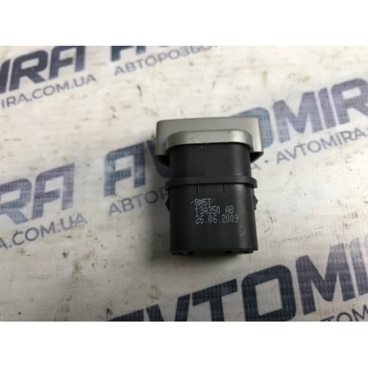 Кнопка аварийной сигнализации Ford Focus 2 2005-2010 8M5T13A350AB