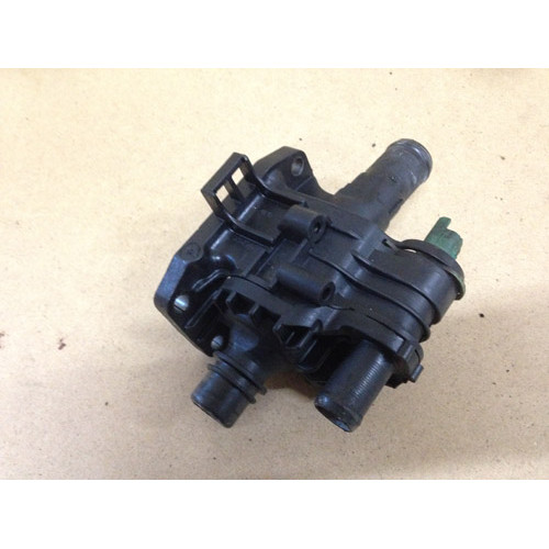 Термостат 9647767180 1,6 TDCI Форд Фокус 2 Ford Focus 2