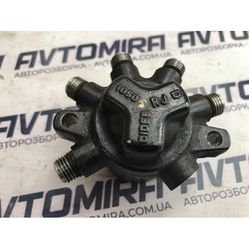 Паливна рейка 4M5Q9D280DB Форд Фокус 1.8 TDCI