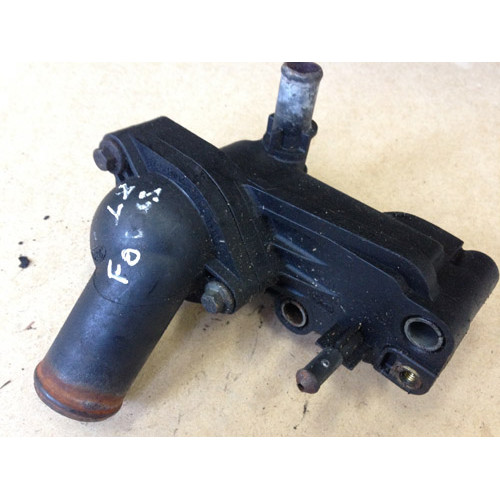 Корпус термостата C8WOAZ4Q8594 1,8 TDCI Форд Фокус 2 Ford Focus 2