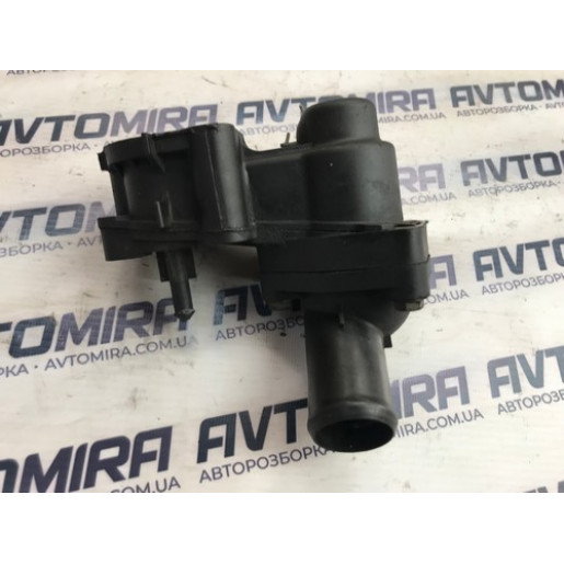 Корпус термостата Ford Focus 2 2005-2010 2S4Q9K478AD