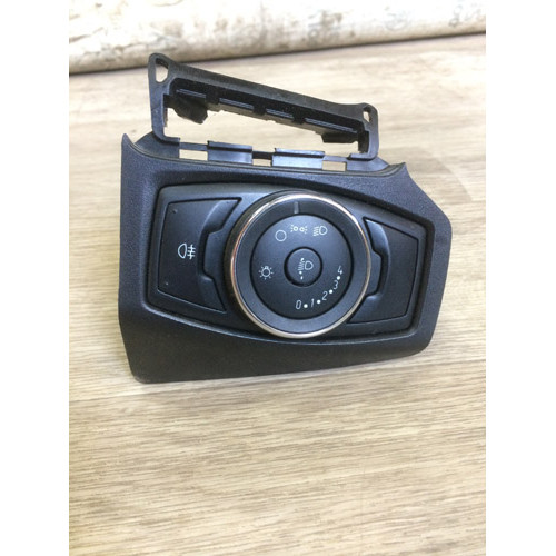 Переключатель света фар Ford Focus 3 2011- BM5TBA024GC
