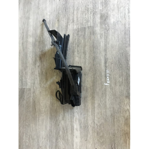 Замок передний правый Ford Focus 3 2011- BM5AA21812BC