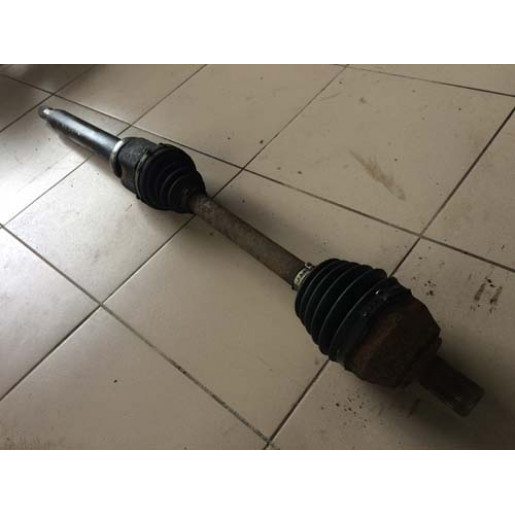 Полуось правая L970mm 40 / 26 Форд Мондео 4 2007-2014 Ford Mondeo 4 1788202