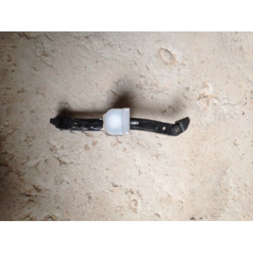 Ограничитель передней правой двери Opel Insignia 2008-2013 5160264