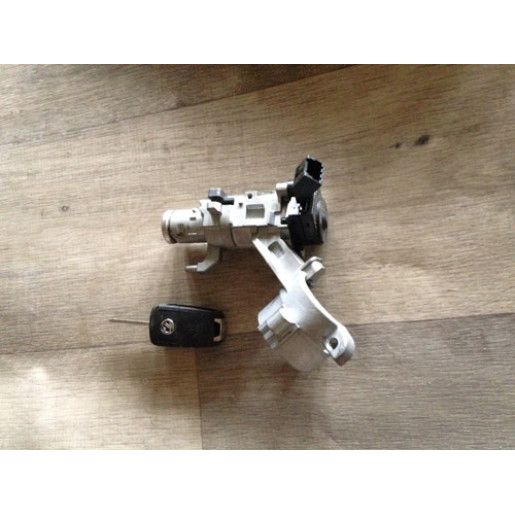Замок зажигания Opel Insignia 2008-2013 2.0 dci 5901867AF