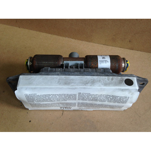 Подушка безпеки в торпеду нижня права Volkswagen Passat B6 2005-2011 3C0880204B